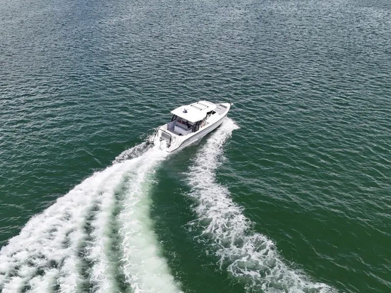 Slide: The Image of Cruisers Yachts 38 VTR 2026 - 19