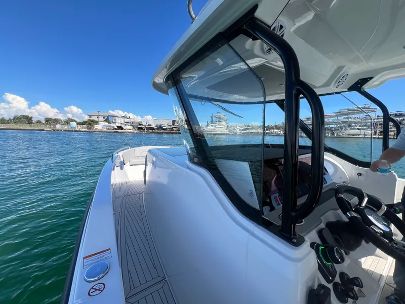 Slide: The Image of Cruisers Yachts 38 VTR 2026 - 36