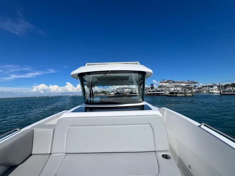 Slide: The Image of Cruisers Yachts 38 VTR 2026 - 39