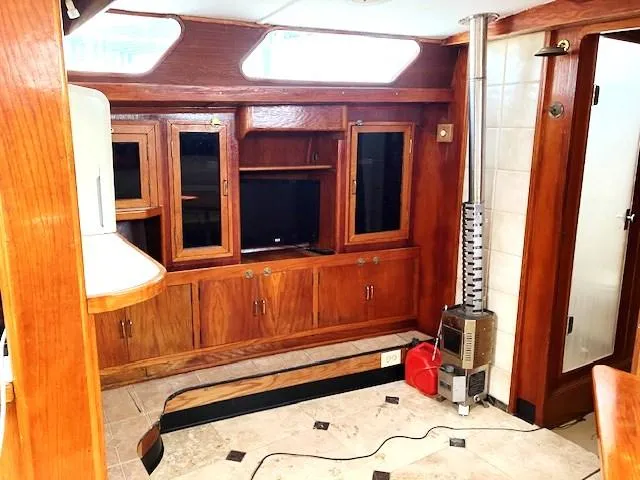 Slide: The Image of Port side of salon - 16