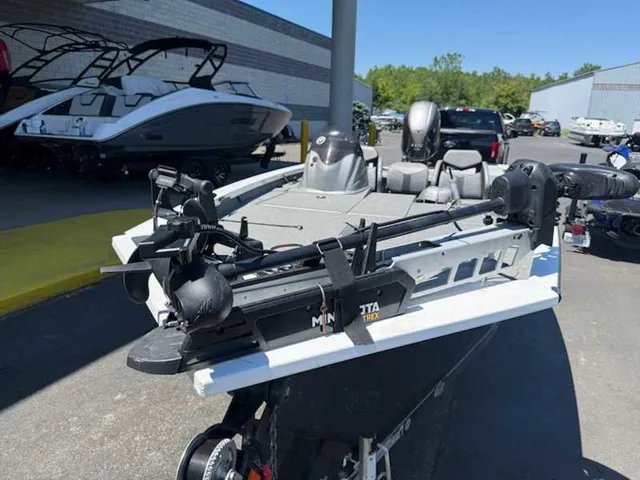 Slide: The Image of G3 Sportsman 1810 Vinyl 2020 - 1