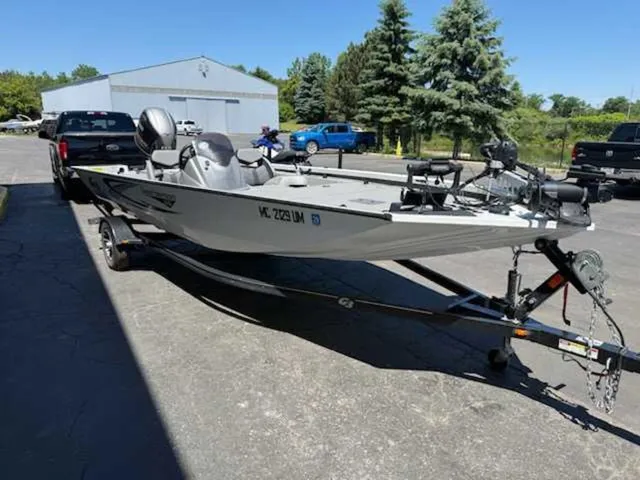 The Image of G3 Sportsman 1810 Vinyl 2020 - 0