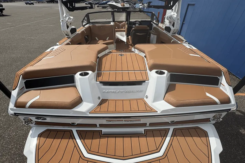 Slide: The Image of Nautique GS20SUPER AIR 2026 - 7