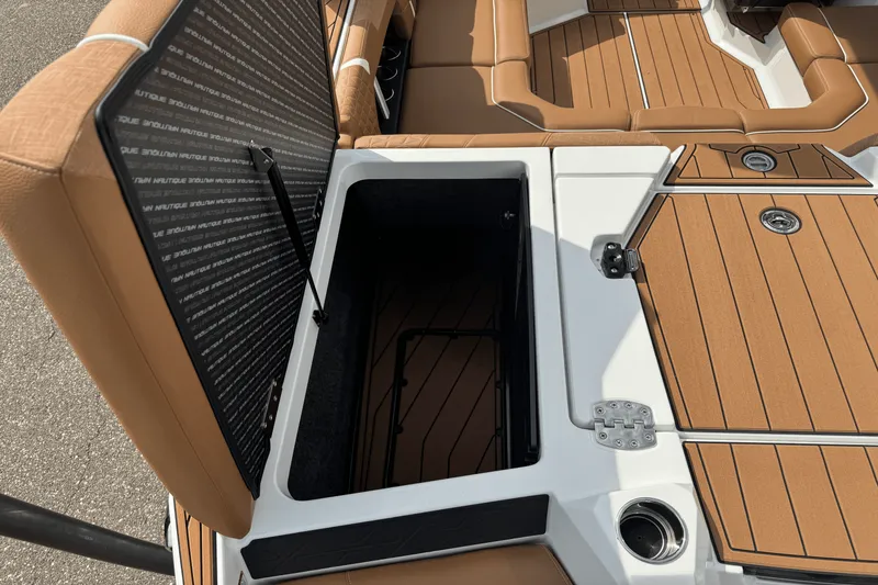 Slide: The Image of Nautique GS20SUPER AIR 2026 - 9