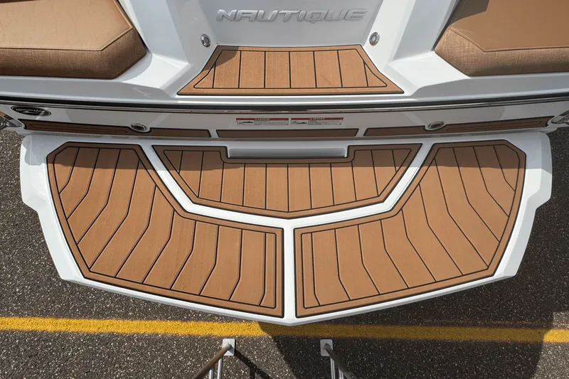Slide: The Image of Nautique Super Air Nautique GS20 2026 - 5