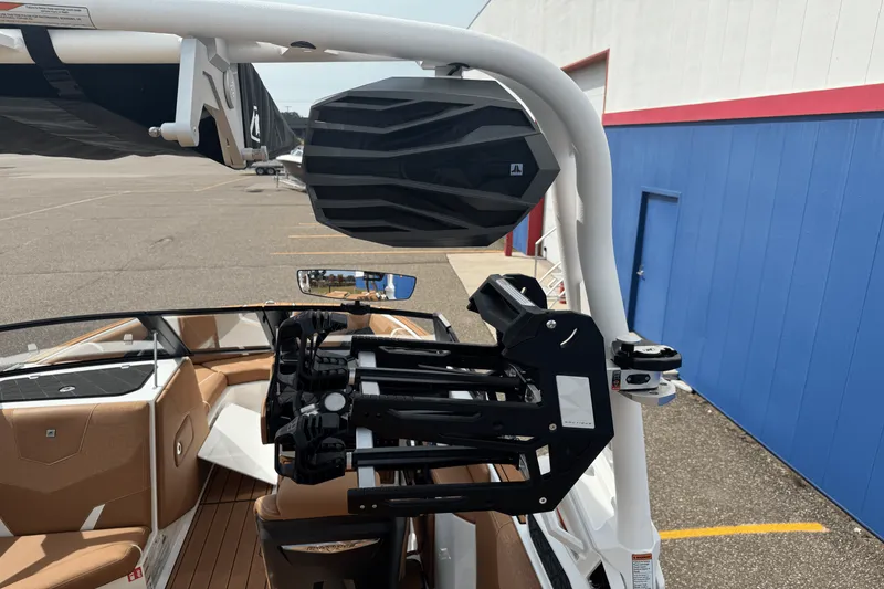 Slide: The Image of Nautique Super Air Nautique GS20 2026 - 12