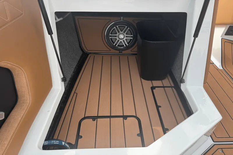 Slide: The Image of Nautique Super Air Nautique GS20 2026 - 36