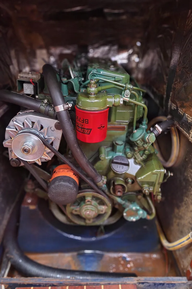 Slide: The Image of 1989 Granada 375 Atlantica engine in a boat's engine compartment - 28