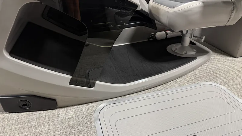 Slide: The Image of Barletta CABRIO22QC 2027 - 39