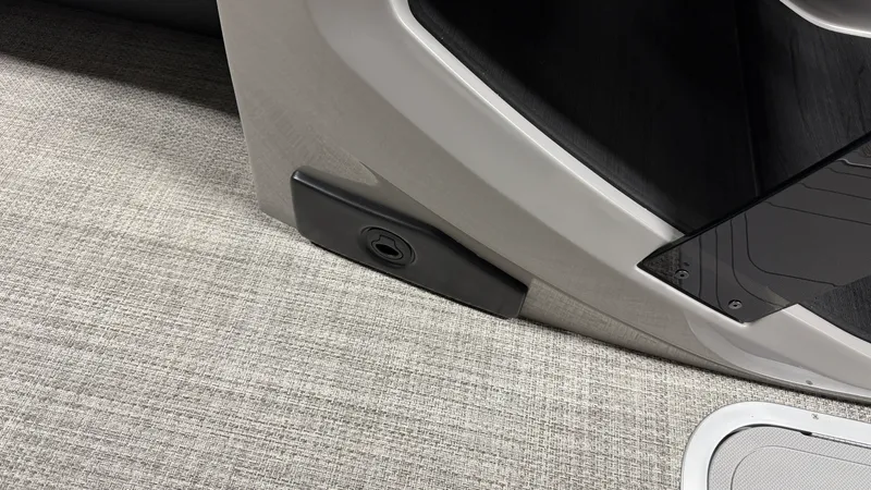 Slide: The Image of Barletta CABRIO22QC 2027 - 37