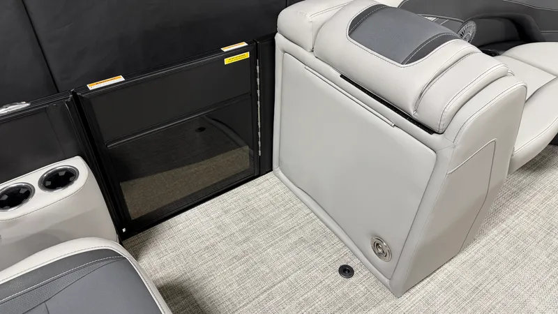 Slide: The Image of Barletta CABRIO22QC 2027 - 27