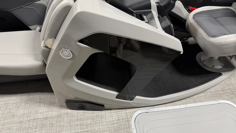 Slide: The Image of Barletta CABRIO22QC 2027 - 35