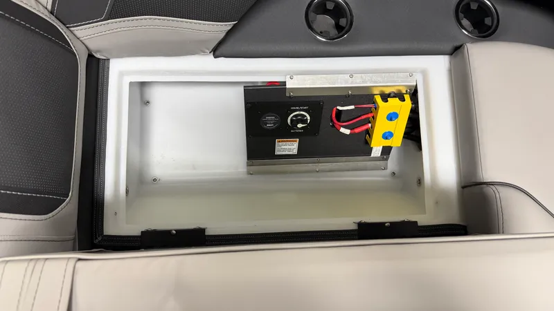 Slide: The Image of Barletta CABRIO22QC 2027 - 59