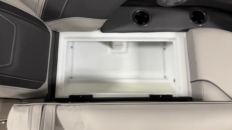Slide: The Image of Barletta CABRIO22QC 2027 - 23