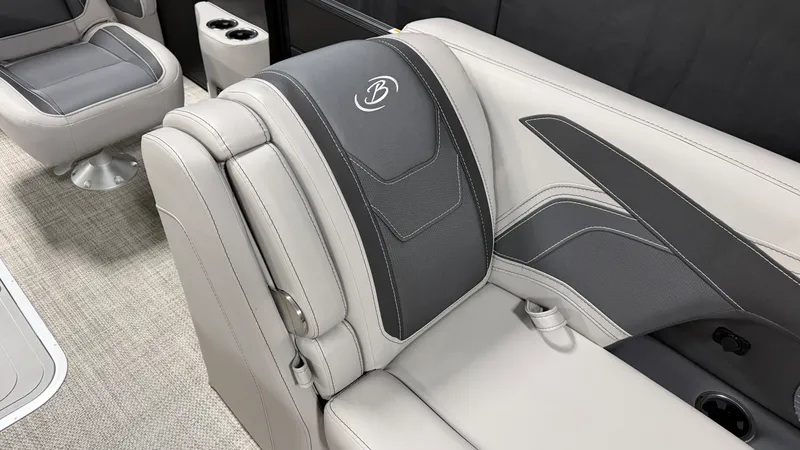 Slide: The Image of Barletta CABRIO22QC 2027 - 24