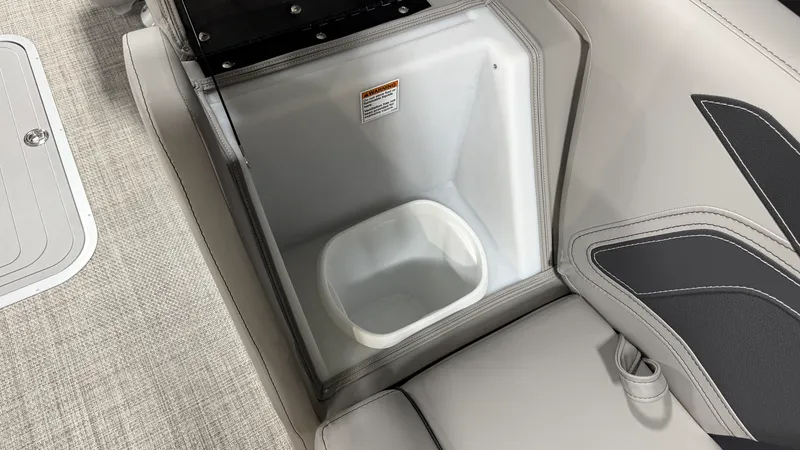 Slide: The Image of Barletta CABRIO22QC 2027 - 26
