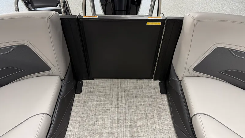 Slide: The Image of Barletta CABRIO22QC 2027 - 74