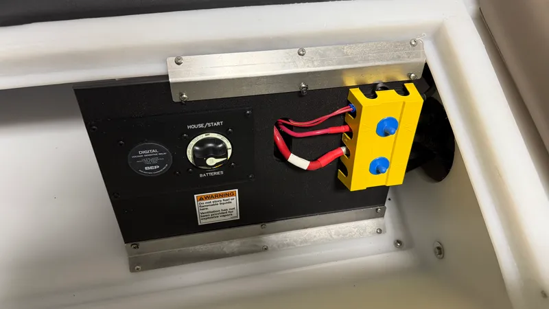 Slide: The Image of Barletta CABRIO22QC 2027 - 62