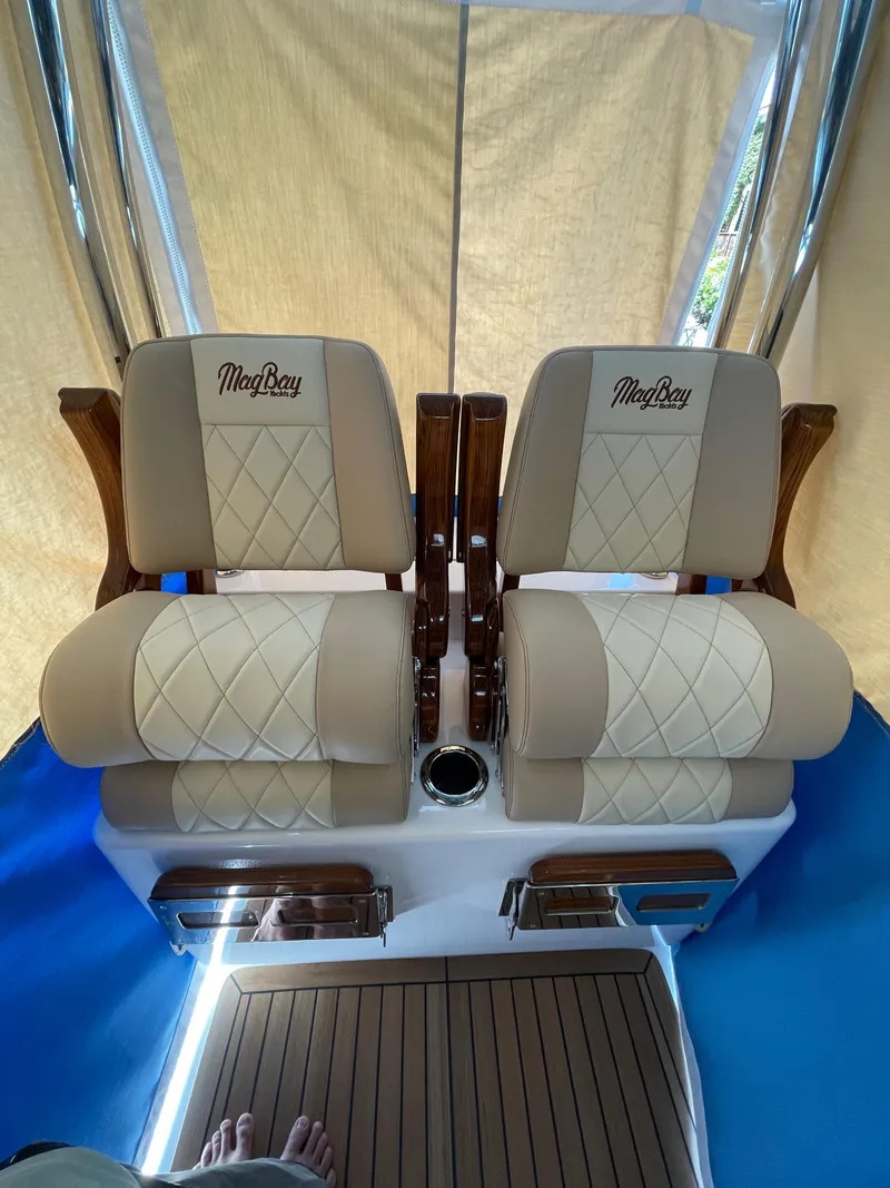 Slide: The Image of Mag Bay 33 CC 2026 - 101