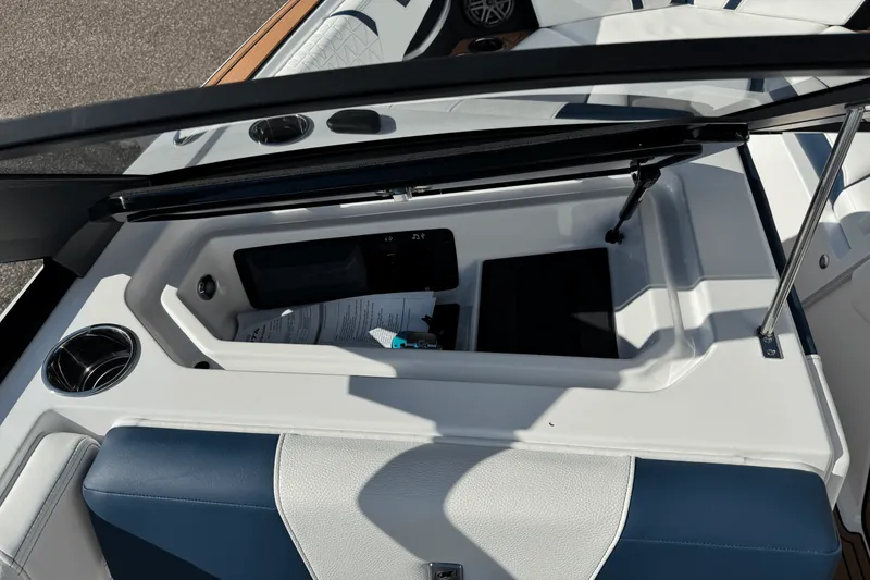 Slide: The Image of Nautique GS22SUPER AIR 2026 - 31