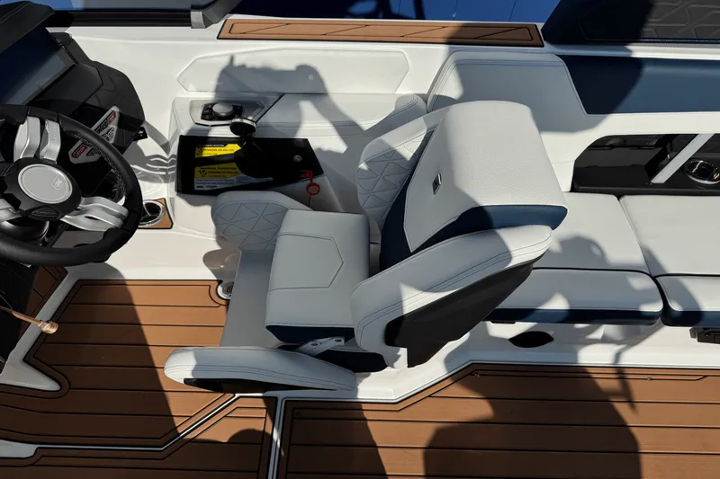 Slide: The Image of Nautique GS22SUPER AIR 2026 - 37