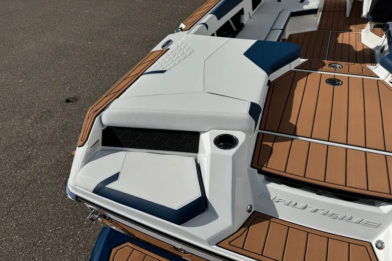 Slide: The Image of Nautique GS22SUPER AIR 2026 - 7