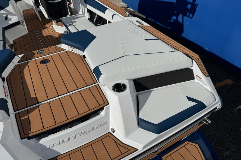 Slide: The Image of Nautique GS22SUPER AIR 2026 - 8