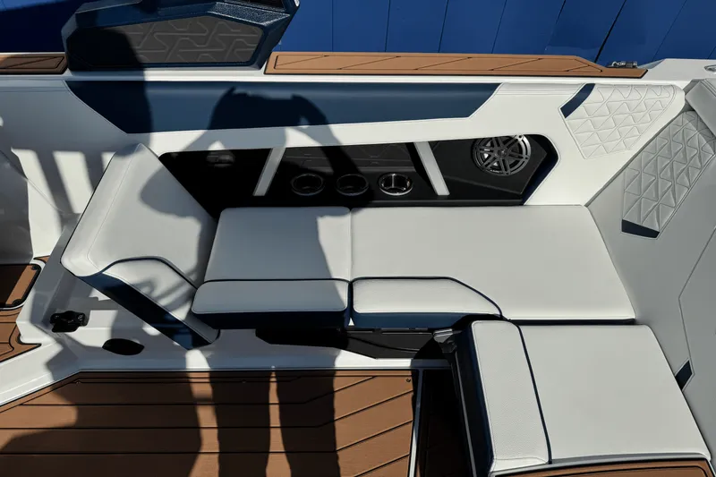 Slide: The Image of Nautique Super Air Nautique GS22 2026 - 22