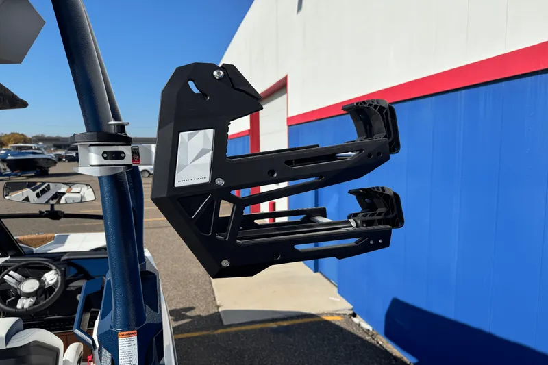 Slide: The Image of Nautique Super Air Nautique GS22 2026 - 15