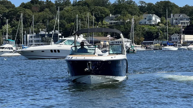 Slide: The Image of Sea Ray SDX 270 Outboard 2027 - 2