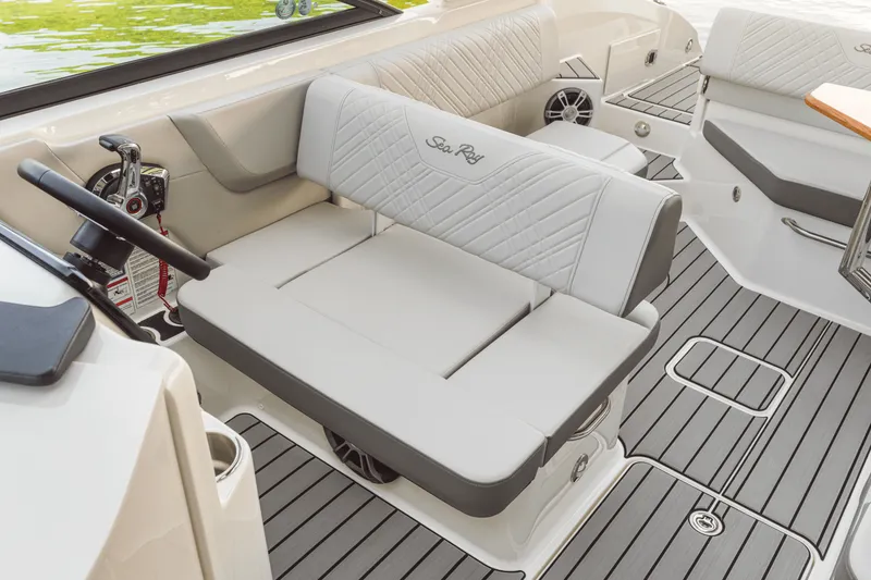 Slide: The Image of Sea Ray SDX 270 Outboard 2027 - 24