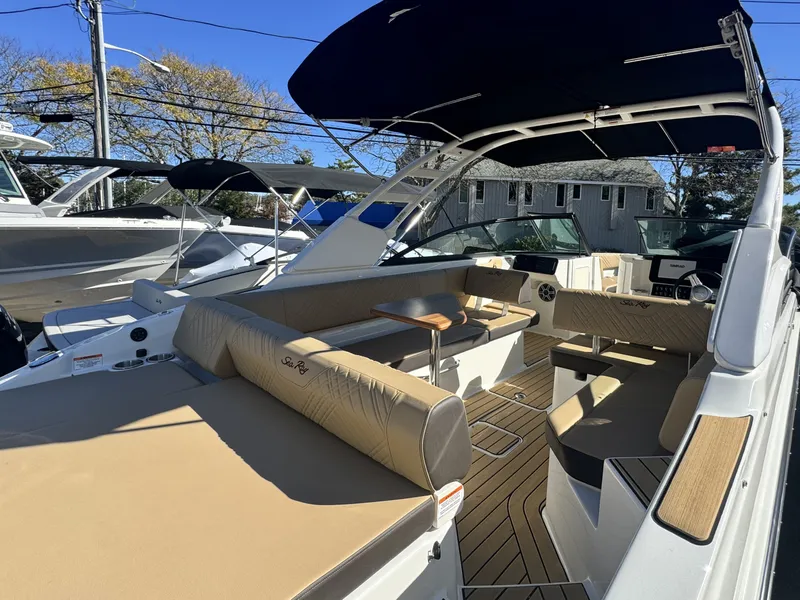 Slide: The Image of Sea Ray SDX 270 Outboard 2027 - 6