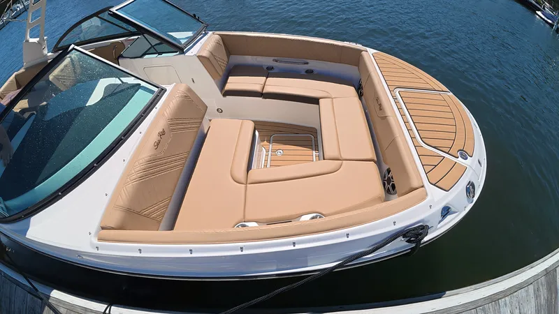 Slide: The Image of Sea Ray SDX 270 Outboard 2027 - 16