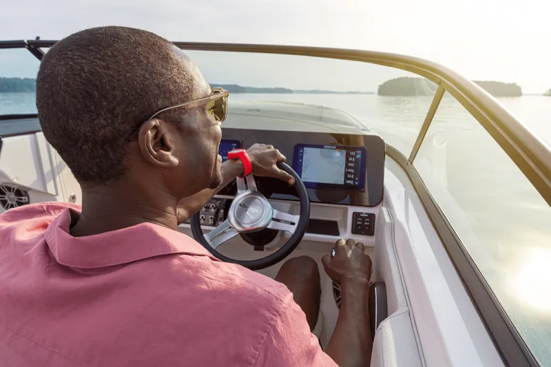 Slide: The Image of Sea Ray SDX 270 Outboard 2027 - 33