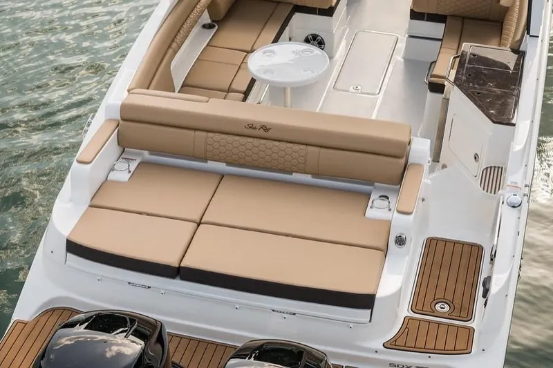 Slide: The Image of Sea Ray SDX 290 Outboard 2027 - 13