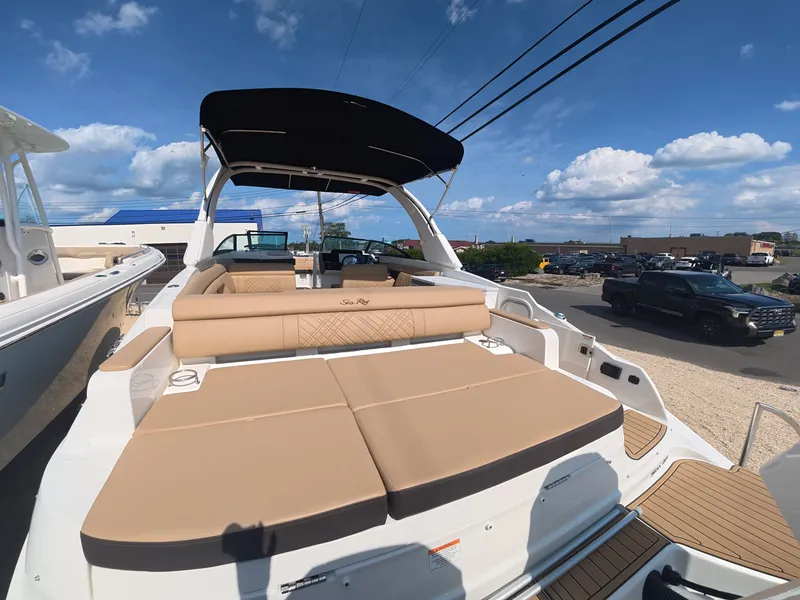 Slide: The Image of Sea Ray SDX 290 Outboard 2027 - 3