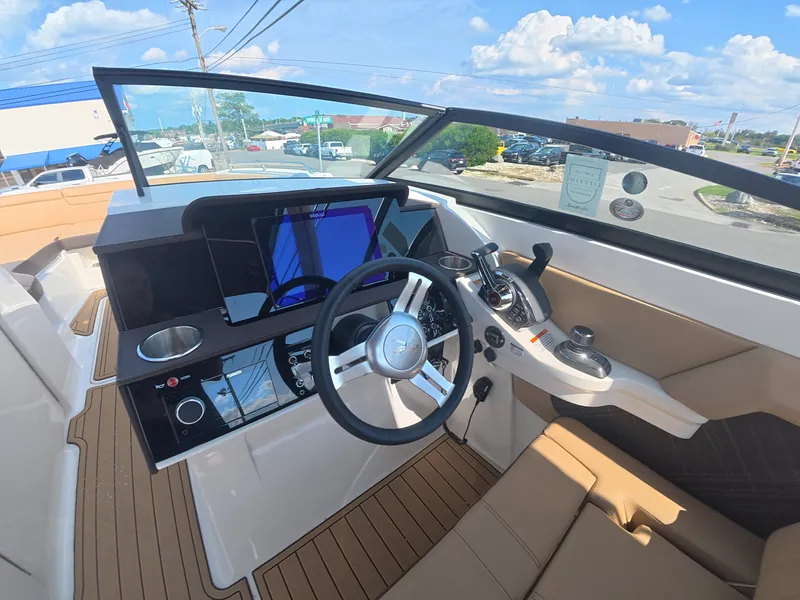 Slide: The Image of Sea Ray SDX 290 Outboard 2027 - 20