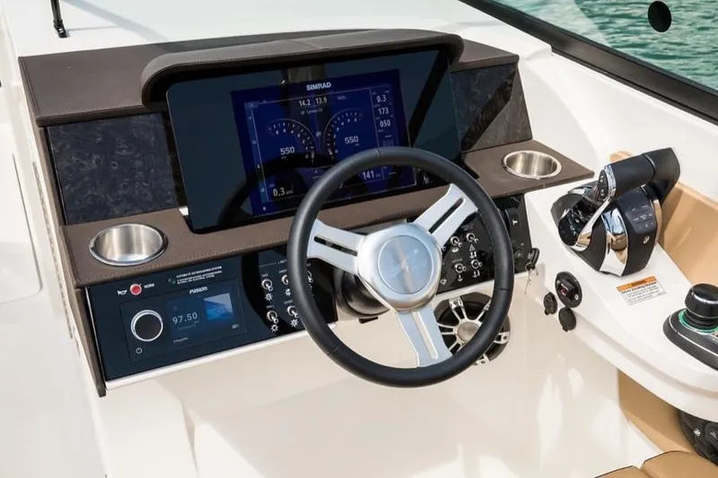Slide: The Image of Sea Ray SDX 290 Outboard 2027 - 6