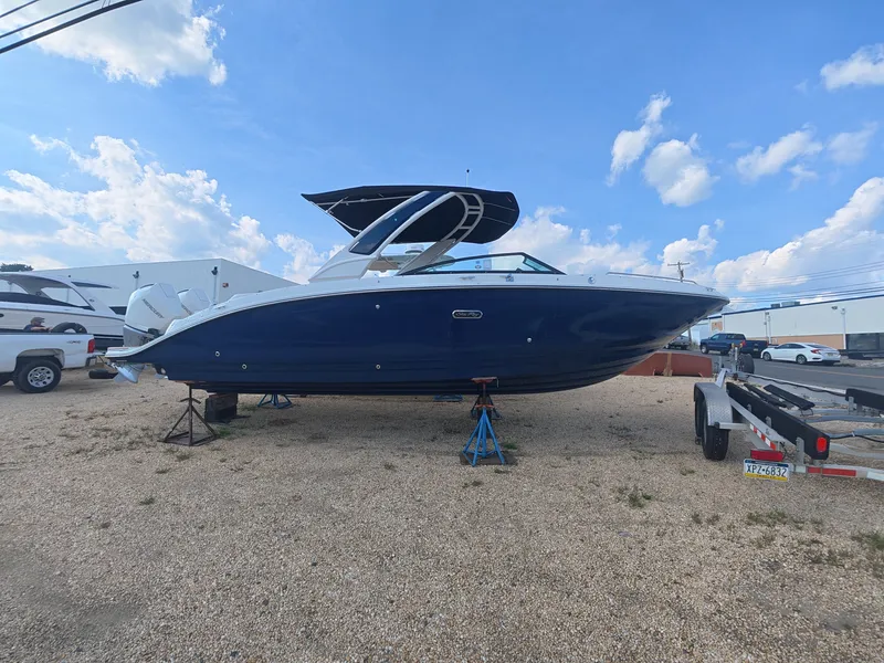 The Image of Sea Ray SDX 290 Outboard 2027 - 0