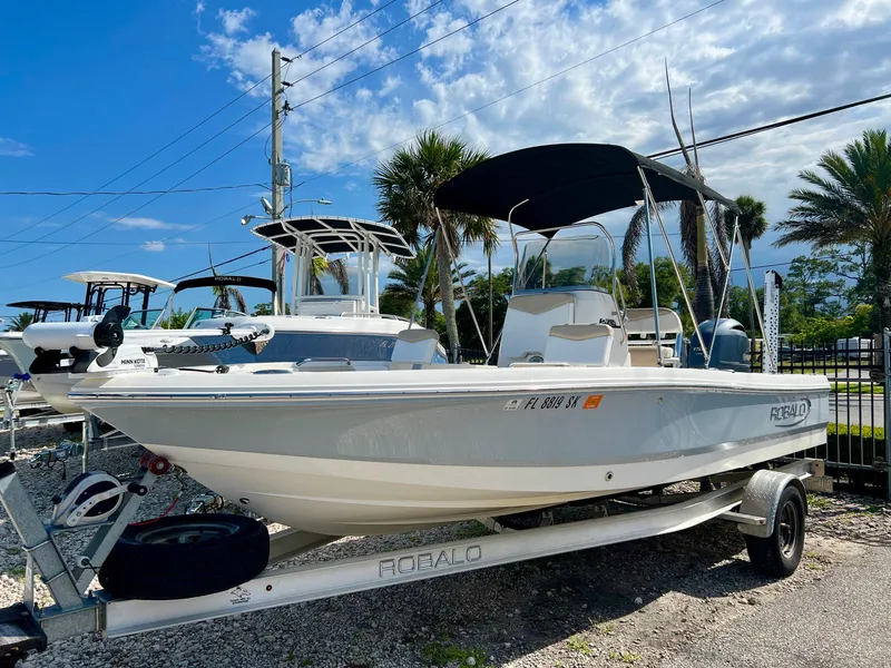 The Image of Robalo 206 Cayman 2019 - 0