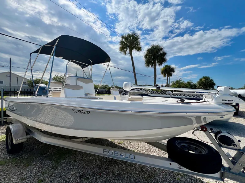 Slide: The Image of Robalo 206 Cayman 2019 - 4