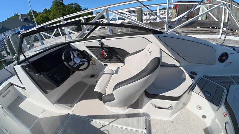 Slide: The Image of Sea Ray SPX 210 Outboard 2027 - 15