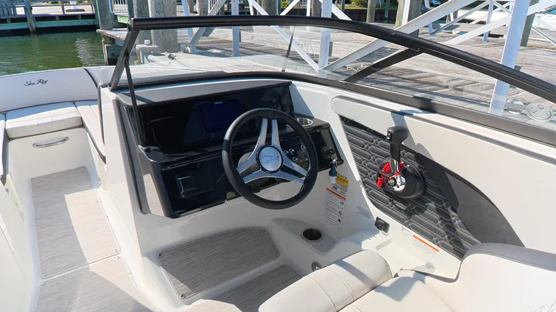 Slide: The Image of Sea Ray SPX 210 Outboard 2027 - 16