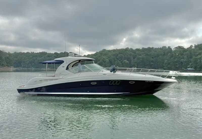 The Image of Sea Ray 44 SUNDANCER 2006 - 0