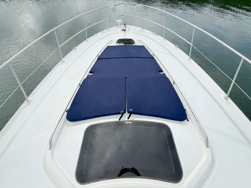 Slide: The Image of Sea Ray 44 SUNDANCER 2006 - 33
