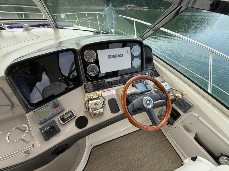 Slide: The Image of Sea Ray 44 SUNDANCER 2006 - 29