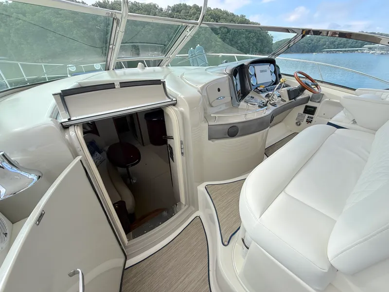 Slide: The Image of Sea Ray 44 SUNDANCER 2006 - 40