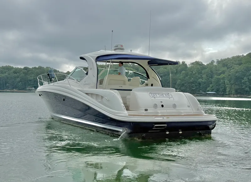 Slide: The Image of Sea Ray 44 SUNDANCER 2006 - 4