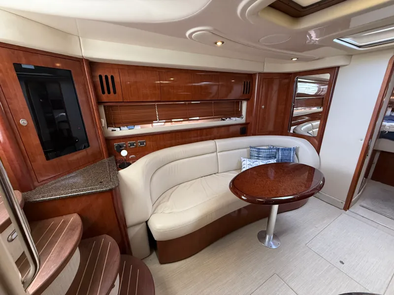 Slide: The Image of Sea Ray 44 SUNDANCER 2006 - 53