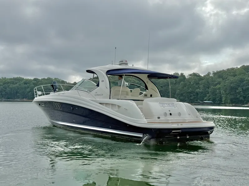 Slide: The Image of Sea Ray 44 SUNDANCER 2006 - 5